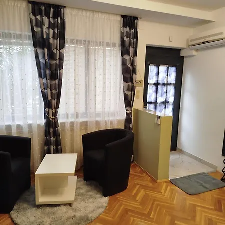 Zagreb, Jarun Studio Apartman Eva Exterior photo