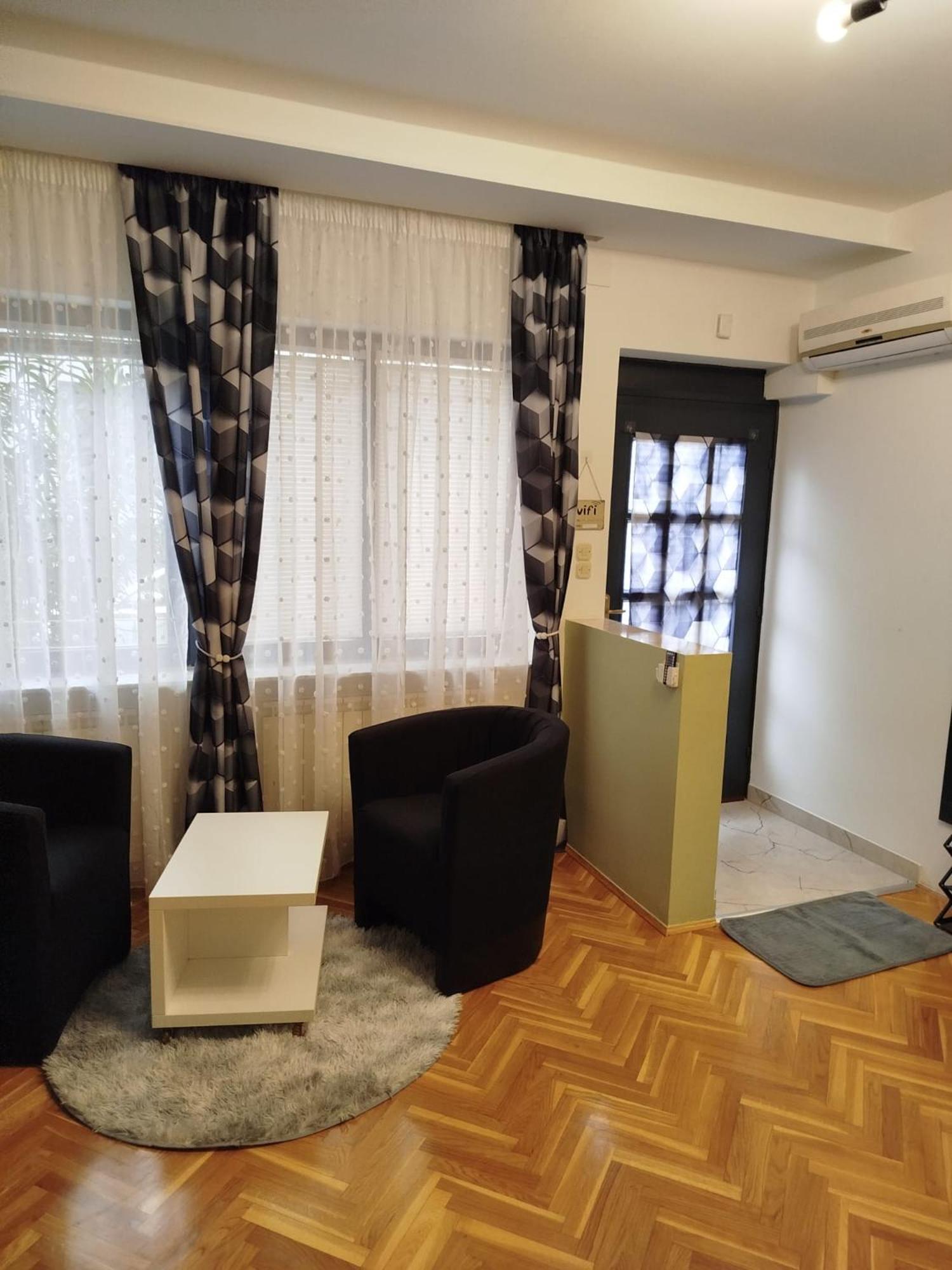 Apartament Zagreb, Jarun Eva